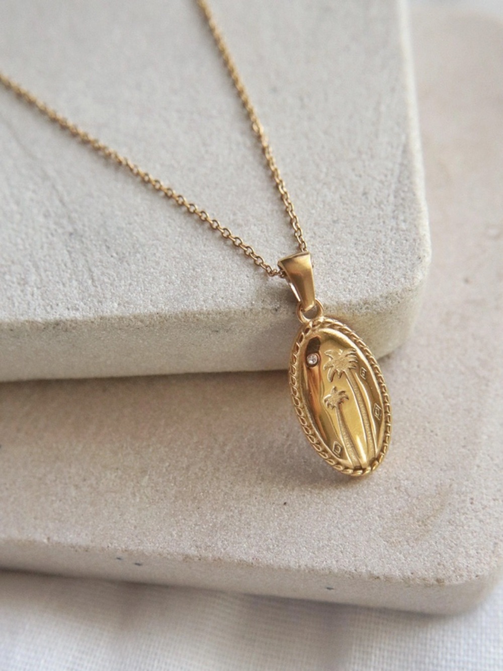 18k Gold Cali Palm Trees Pendant Necklace